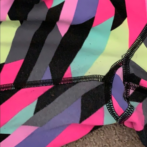 Victoria’s Secret Sport Multicolored Leggings - Picture 4 of 4